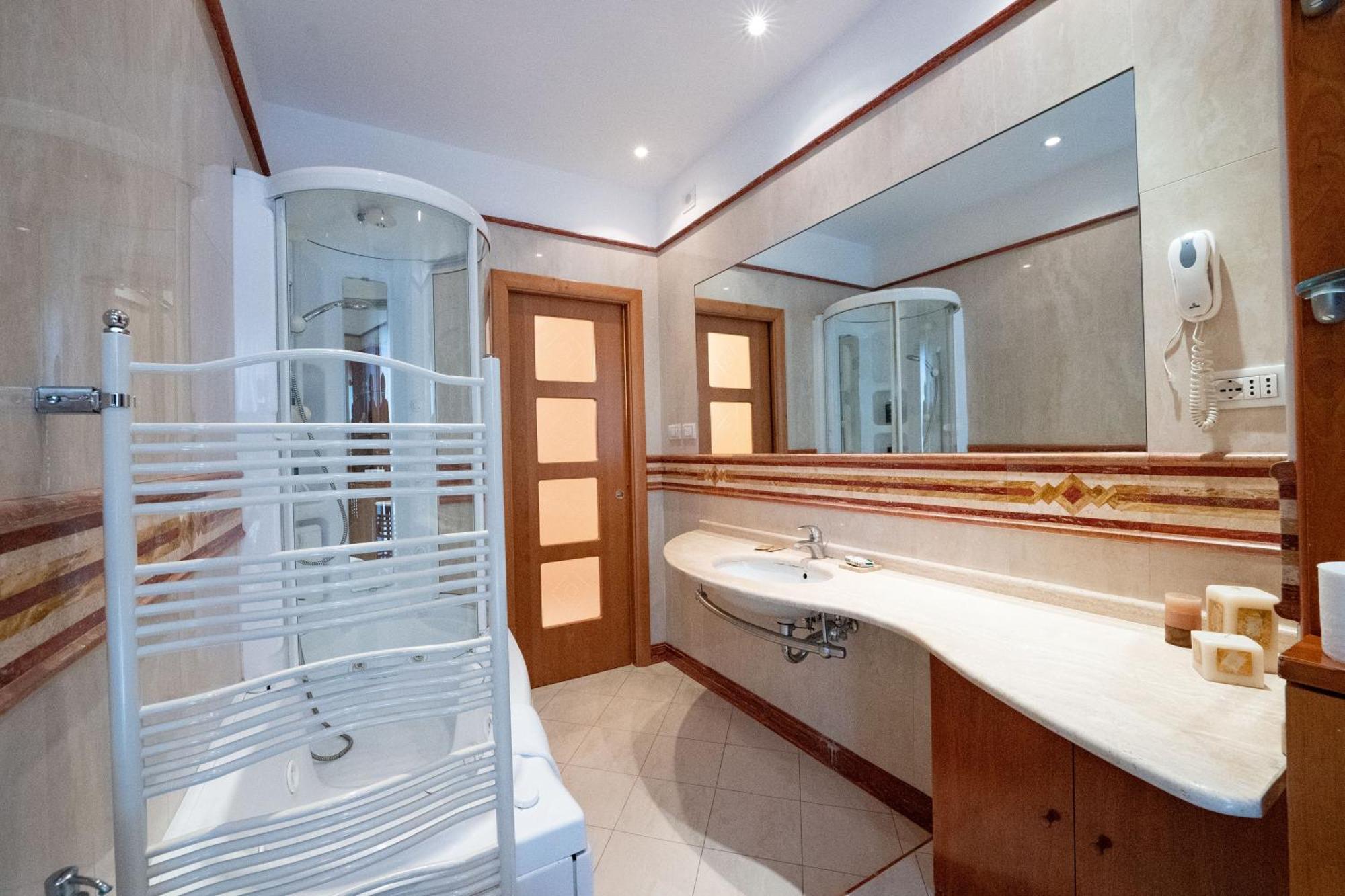 Spazio Napoletano By Dimorra Napoli Ngoại thất bức ảnh